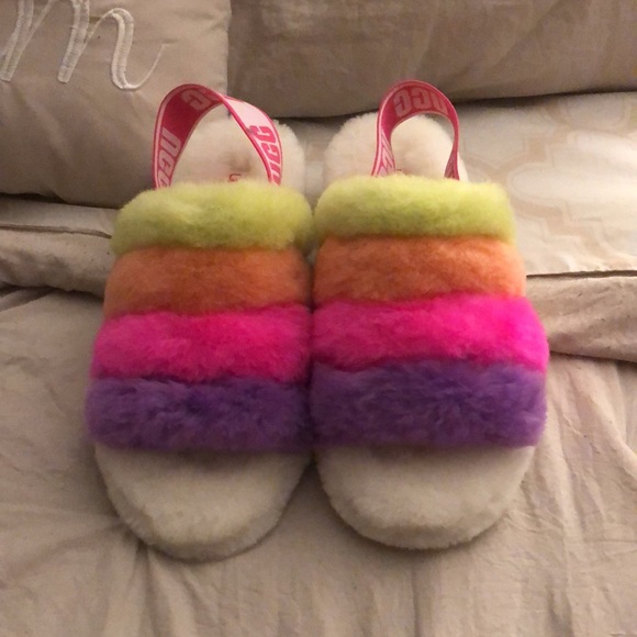 Ugg fluff yeah slides - Picture 2 of 6